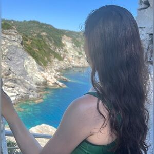 Meet your Posher, Anastasia